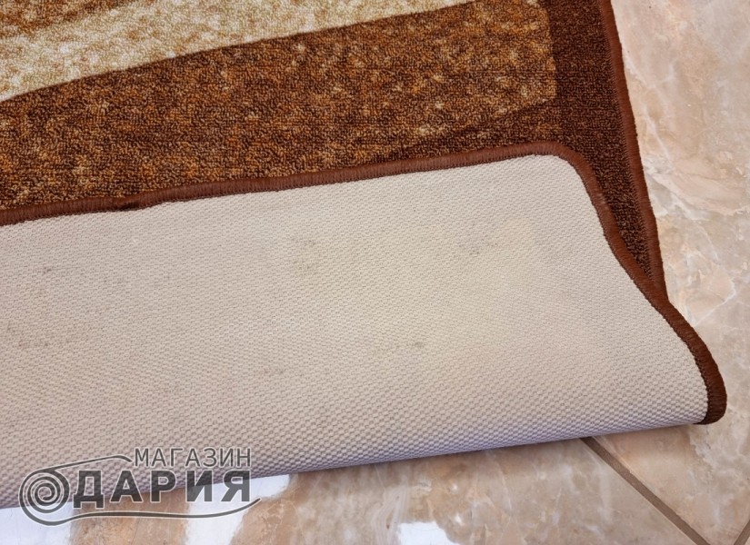 Мокетен килим 85 brown